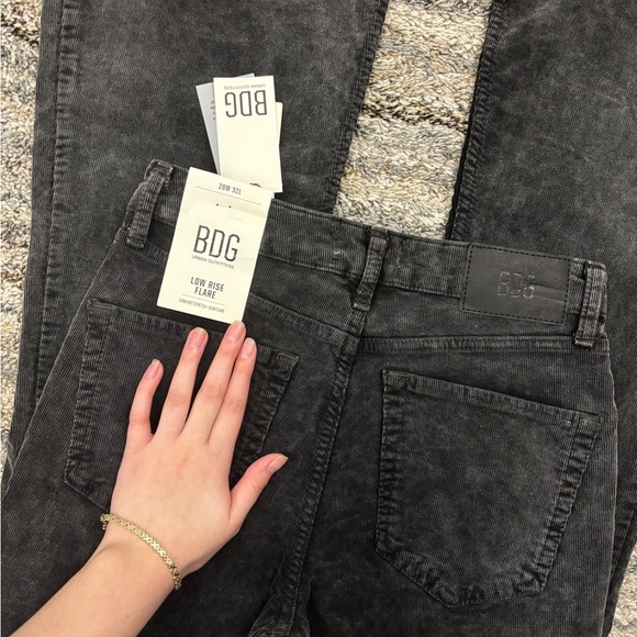 BDG Urban Outfitters Low Rise Corduroy Flare Jeans Sz 28Wx32L NWT | BDG Jeans - - Picture 10 of 13